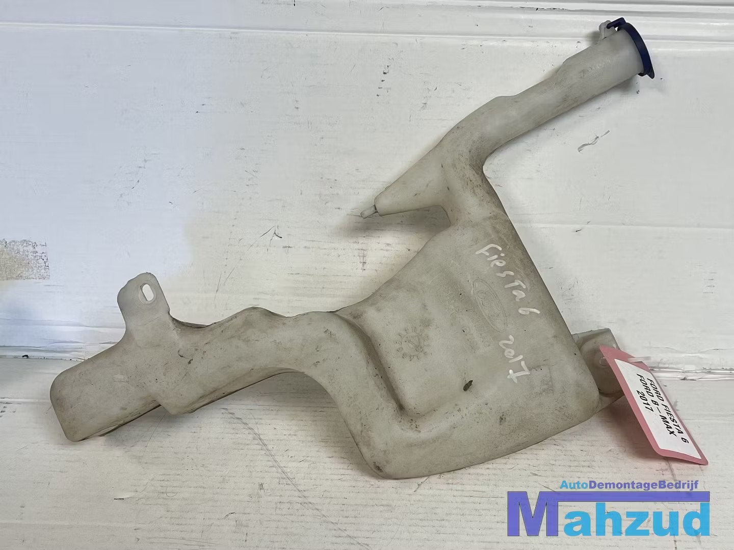 FORD FIESTA 6 ruitensproeiertank reservoir 2008-2017 8A6117B, Info@ford.com, Ford Motor Company, American Road 1
48126  Dearborn