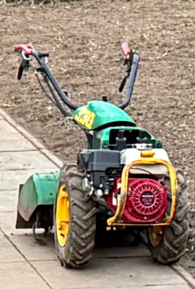 Tracteur à deux roues/motoculteur Ferrari 330, Enlèvement, Comme neuf