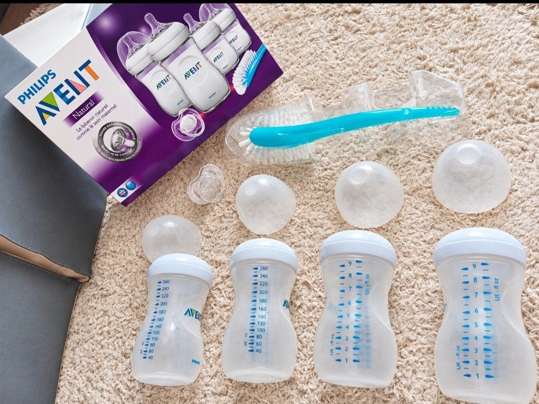 4 avent flessen gebruikt , nieuwe tut en borstel, Ophalen of Verzenden, Gebruikt, Babyfles, Philips Avent