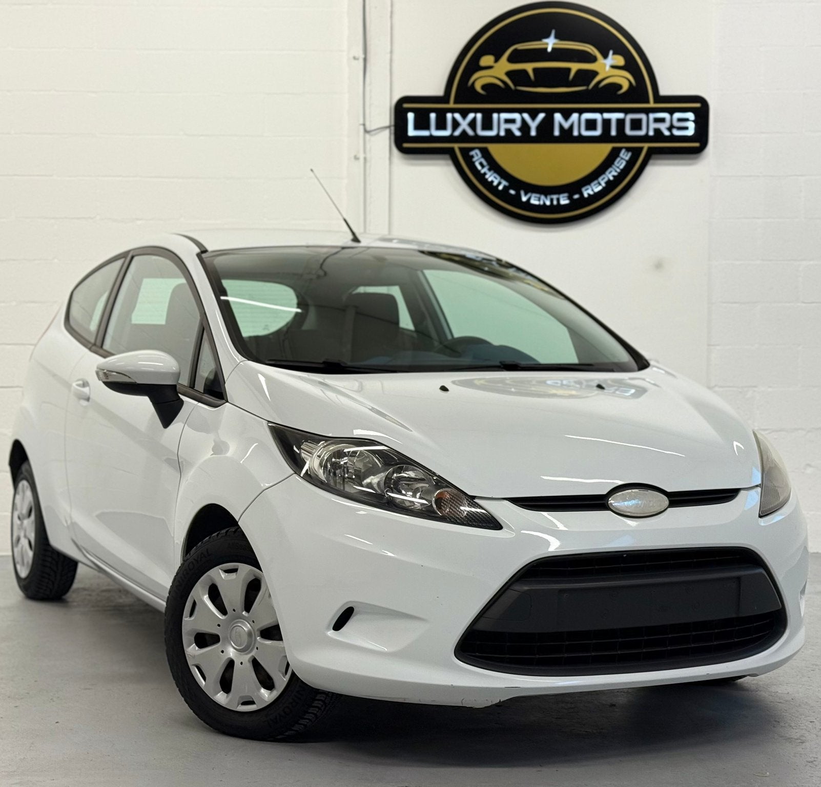 FORD FIESTA 1.3 ESSENCE *FAIBLE KM* PRETE A IMMATRICULÉ, Autos, Ford, Electronic Stability Program (ESP), Achat, Entreprise, Boîte manuelle