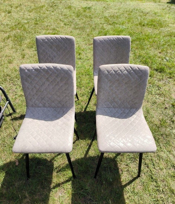 Chaise de salle à manger, Enlèvement, Quatre