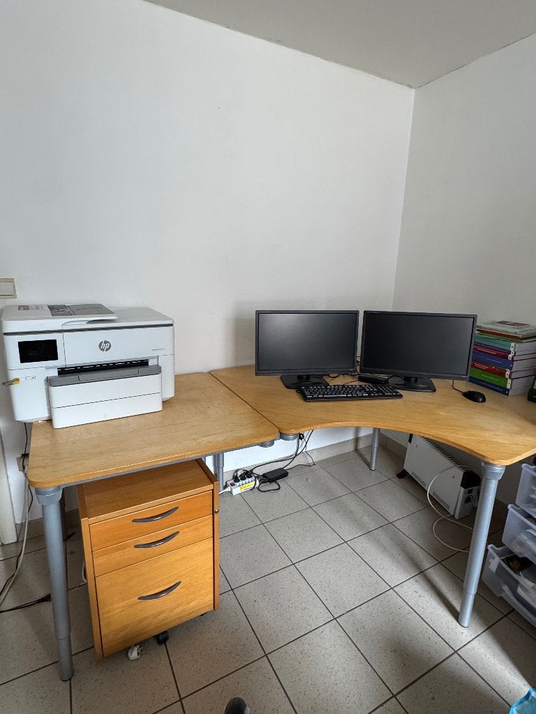 Bureau d'angle avec tiroirs - couleur bois clair, Maison & Meubles, 210 cm, Utilisé, 125 cm, Avec tiroirs