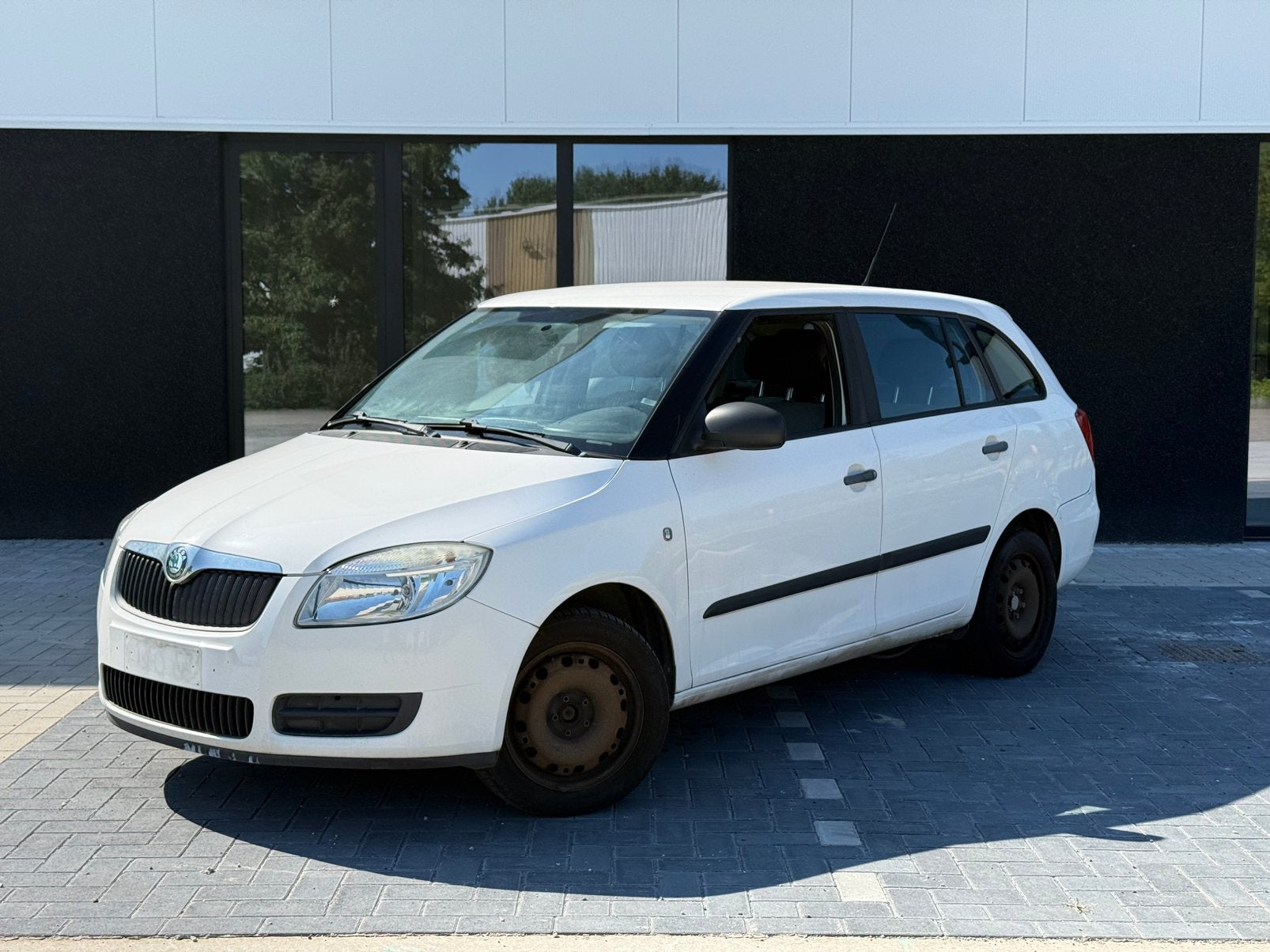 Skoda Fabia - 1.2 Essence - Ventes B2B, Autos, Achat, Entreprise, Break, Euro 4