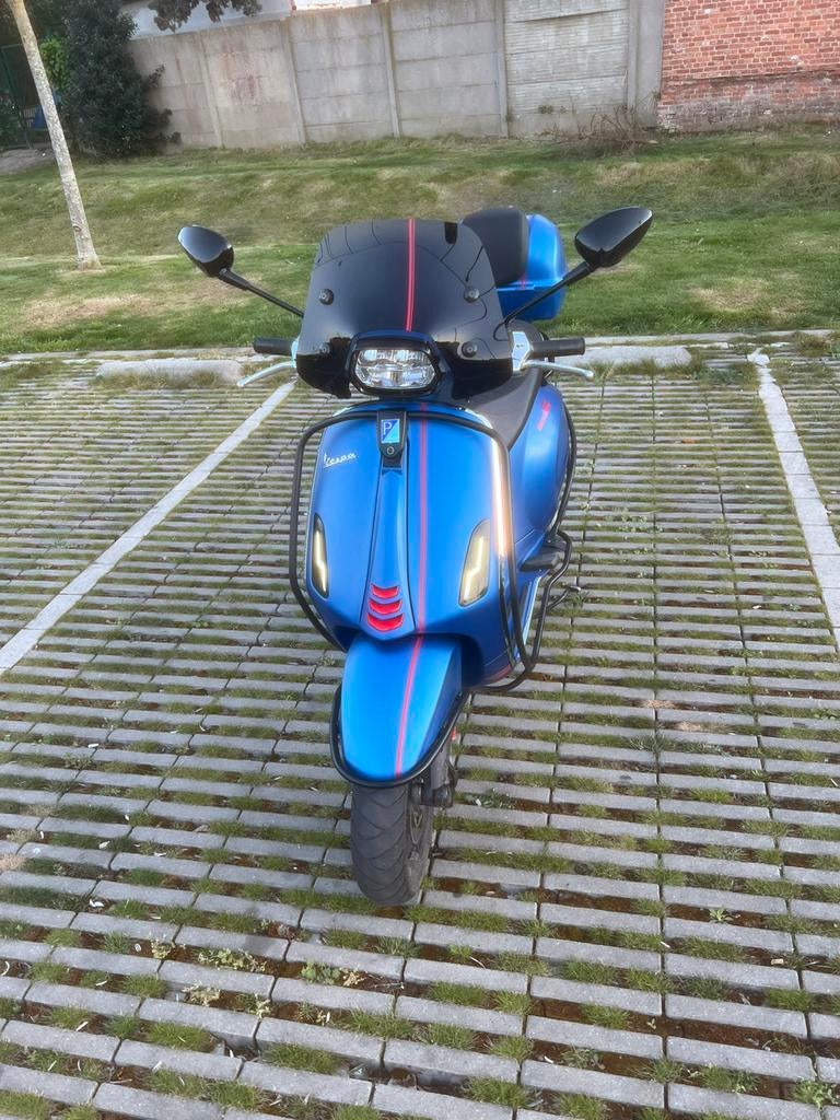 Vespa sprint 2021 A klasse Full option, Ophalen, Overige modellen, Zo goed als nieuw, Benzine