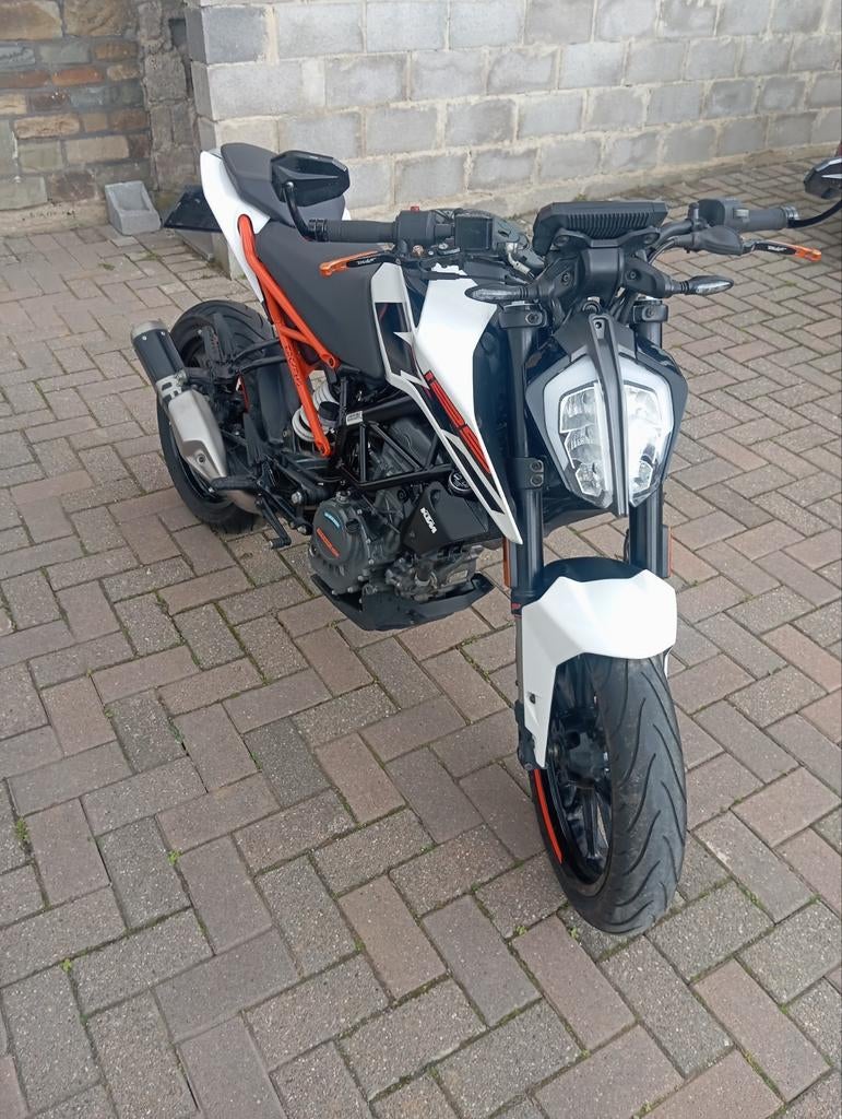 KTM Duke 125 uit het jaar 2020, Motoren, Motoren | KTM, Particulier
