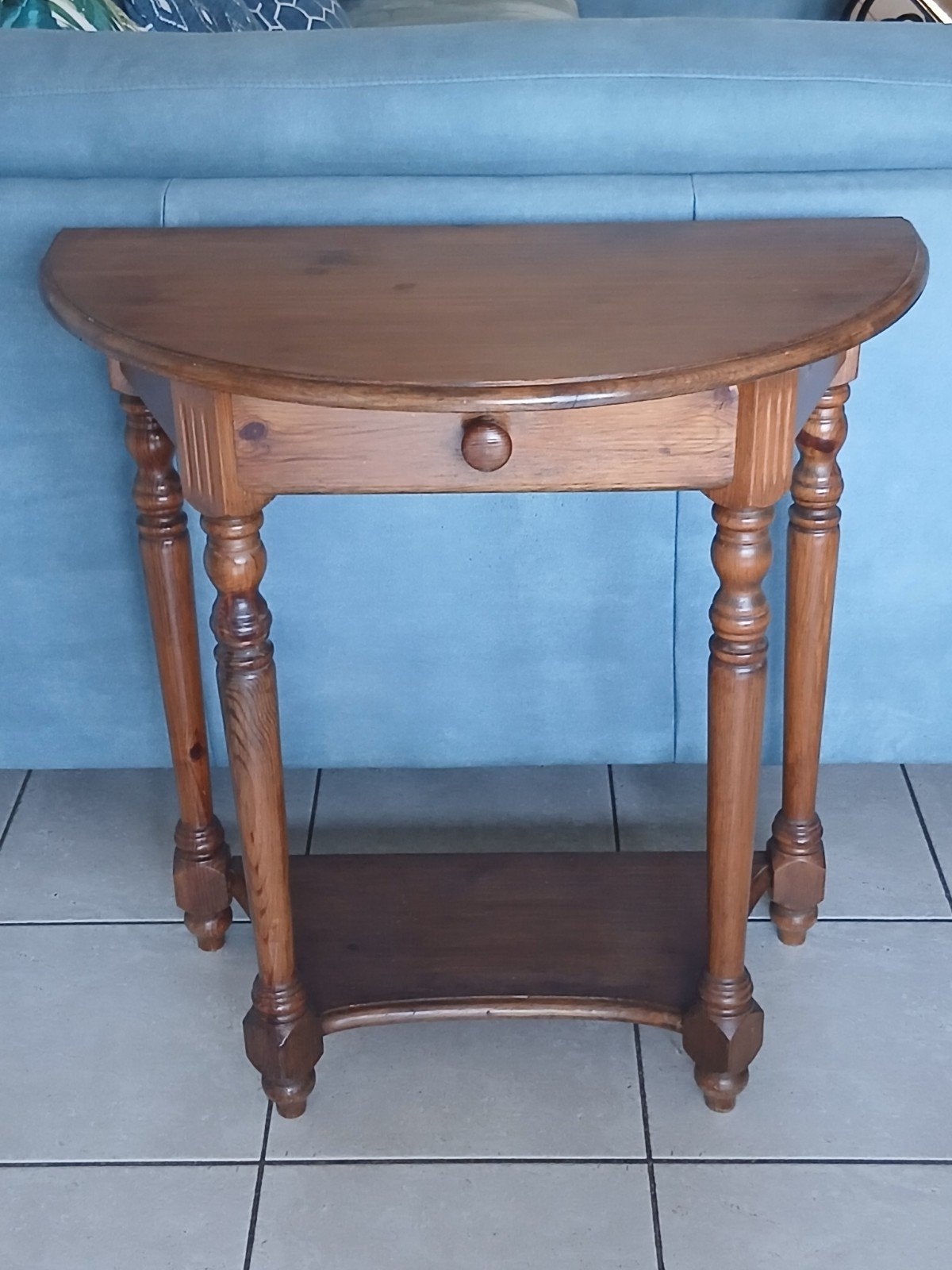 Petite console demi-lune en bois massif, Enlèvement