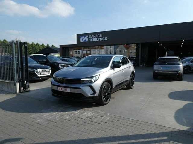Opel Grandland 1.2 i 130pk Automaat GS Line Black Edition, Auto's, Opel, Bedrijf, 5 zetels, USB, SUV of Terreinwagen
