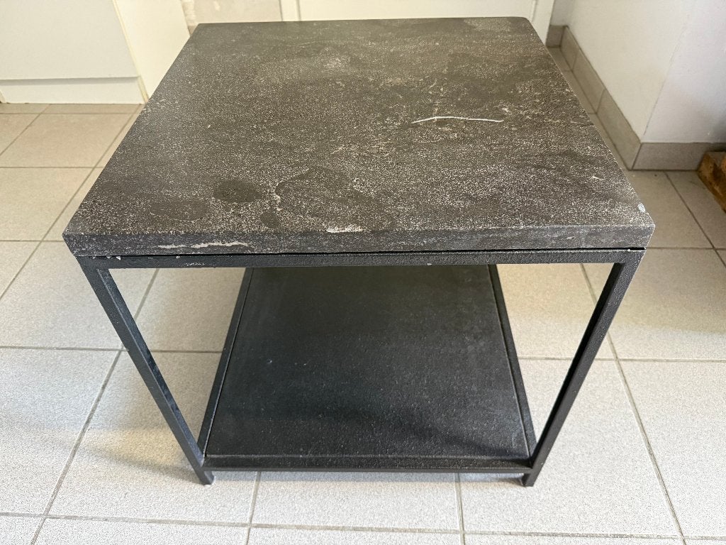 Bijzettafeltje, Overige materialen, Minder dan 55 cm, Gebruikt, Vierkant