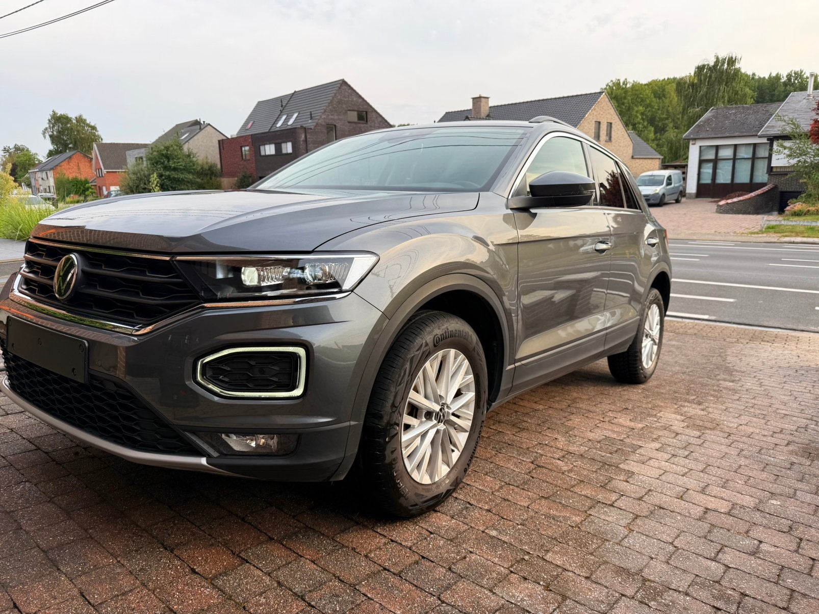 Volkswagen T-Roc 39.362 km 1e eigenaar Verkocht met keuring, Auto's, Volkswagen, Handgeschakeld, Particulier, T-Roc, Zilver of Grijs