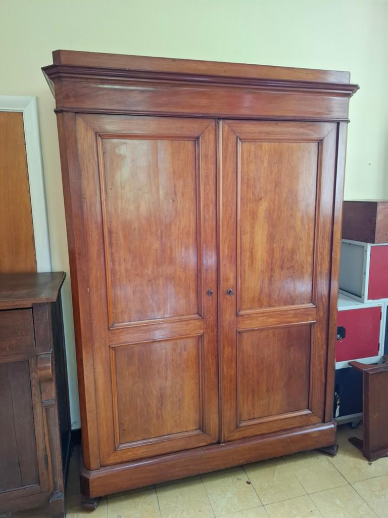 Armoire ancienne Louis-Philippe en bois massif – XIXe siècle, Enlèvement