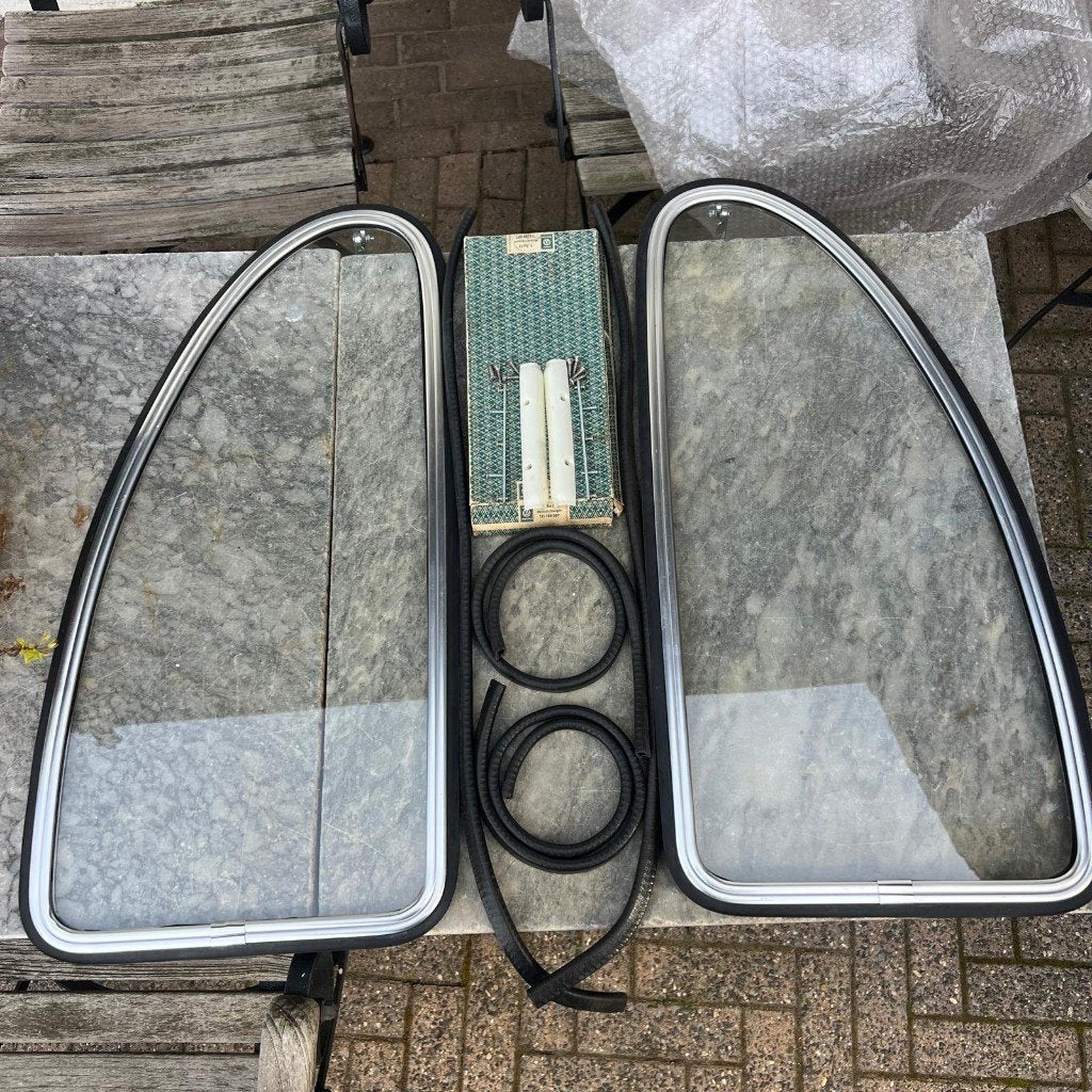 VW Kever uitzetramen pop-outs voor modellen t/m 1964 ovaal, Ophalen of Verzenden, Gebruikt, Volkswagen