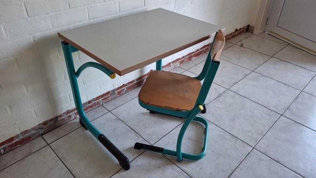 Schoolbank + stoeltje, Kinderen en Baby's, Ophalen