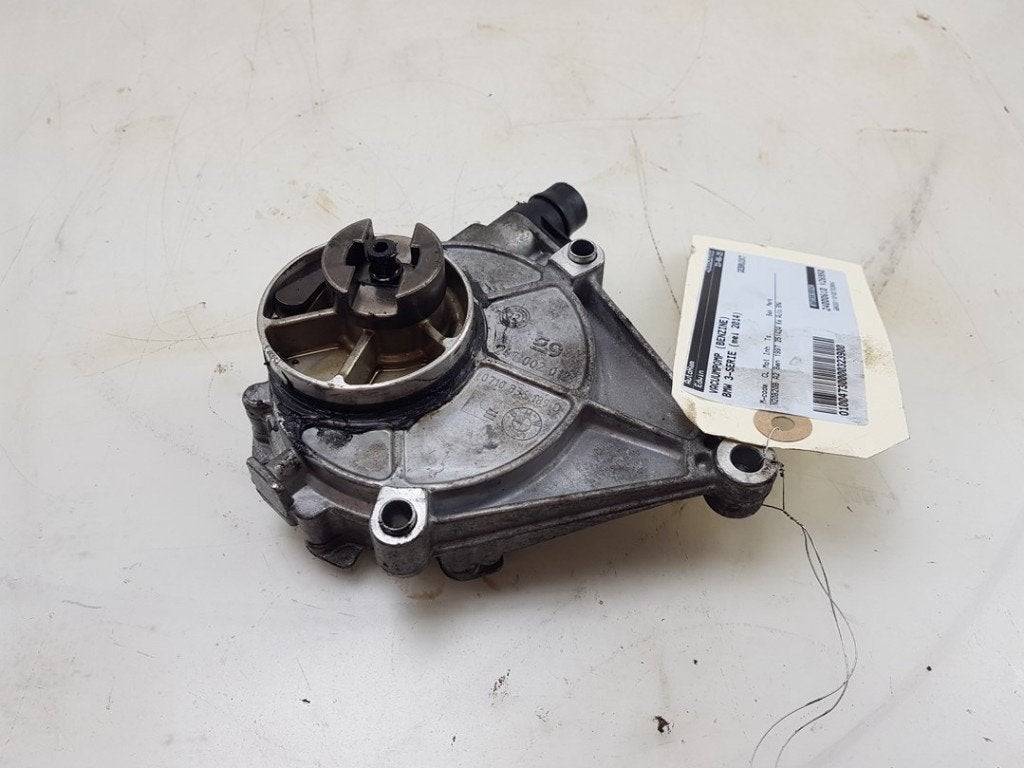 VACUUMPOMP BENZINE BMW 3 serie Gran Turismo (F34), Gebruikt, BMW, Petuelring 130
80809  München, DE, Bayerische Motoren Werke AG