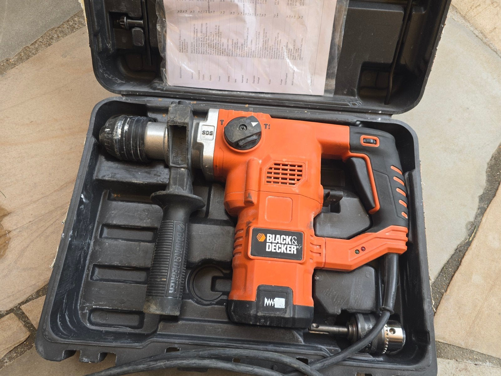 black and decker boormachine in prima staat, Doe-het-zelf en Bouw, Ophalen, 600 watt of meer, Boor- en/of Breekhamer, Klopboormechanisme