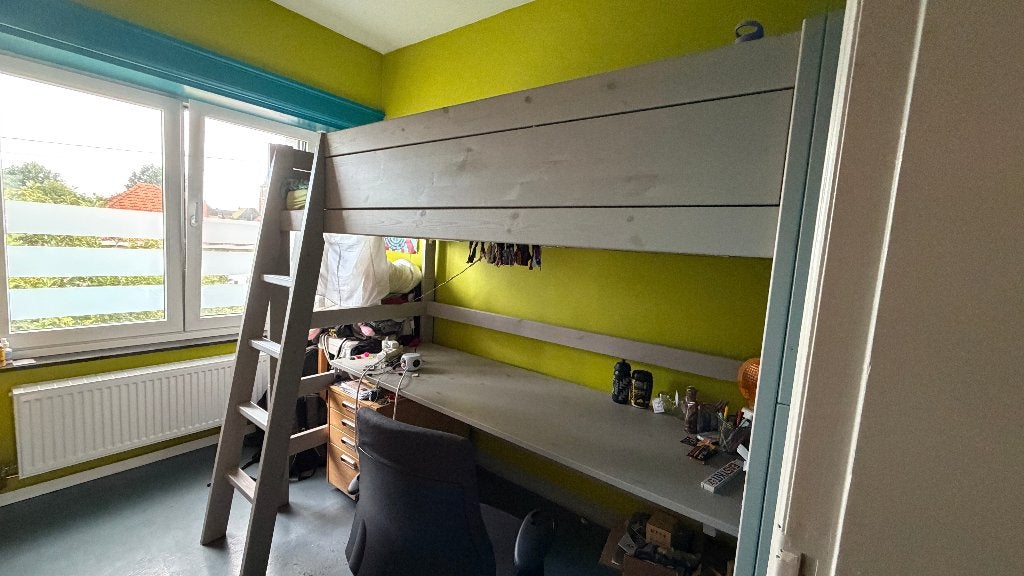 Stevige grenen hoogslaper met schuine trap, ruim bureau, Ophalen, Hoogslaper, Eenpersoons, 210 cm
