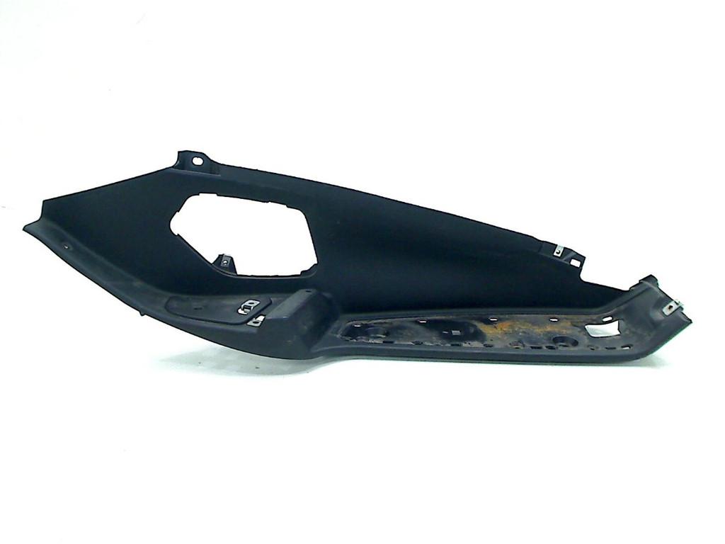 MOQUETTE INTERIEUR R Gilera Fuoco 500 2013-2015 (623076), Utilisé