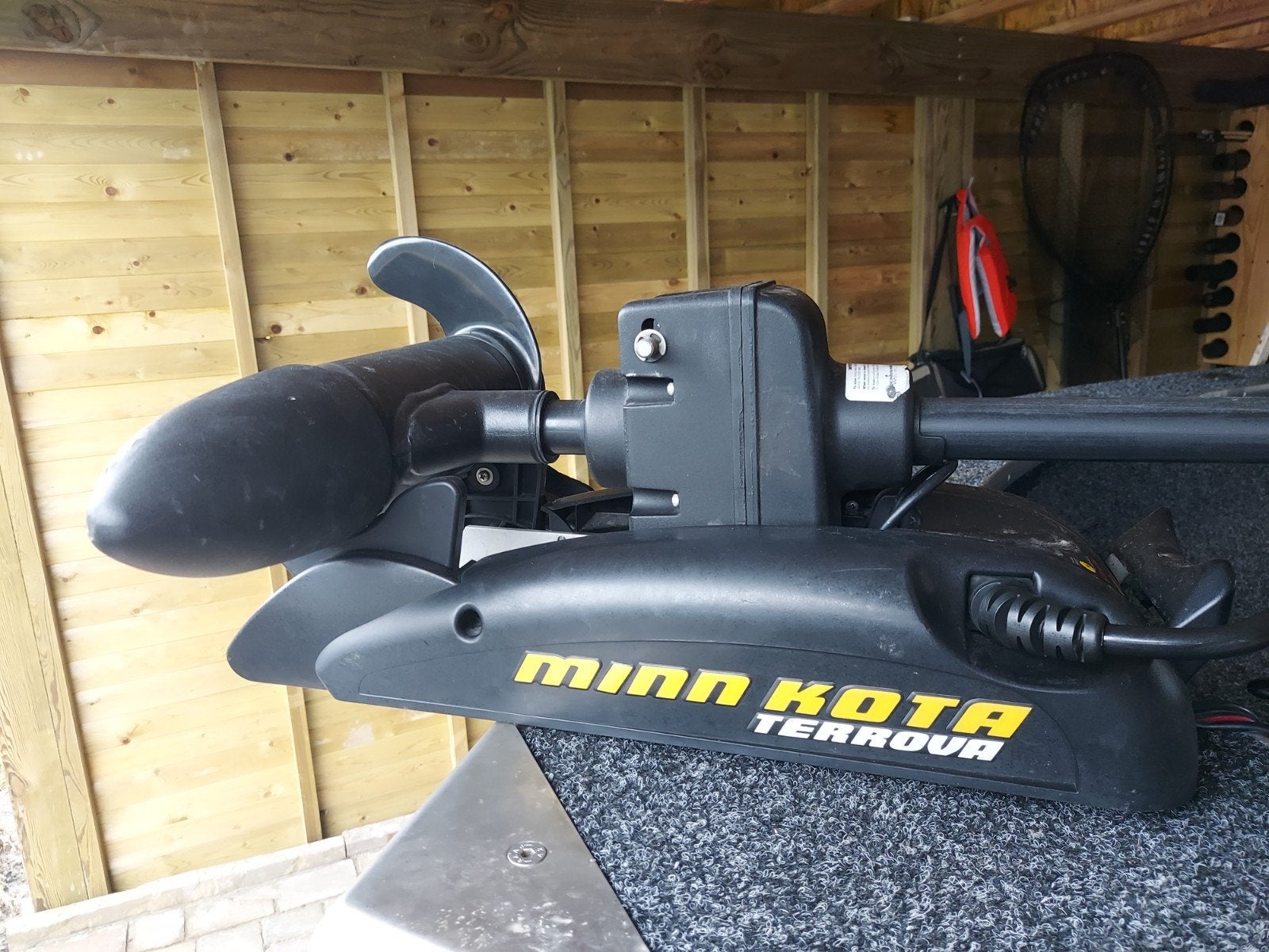 minn kota Terrova 12v, Sports nautiques & Bateaux, Pêche à la ligne | Poissons prédateurs, Enlèvement