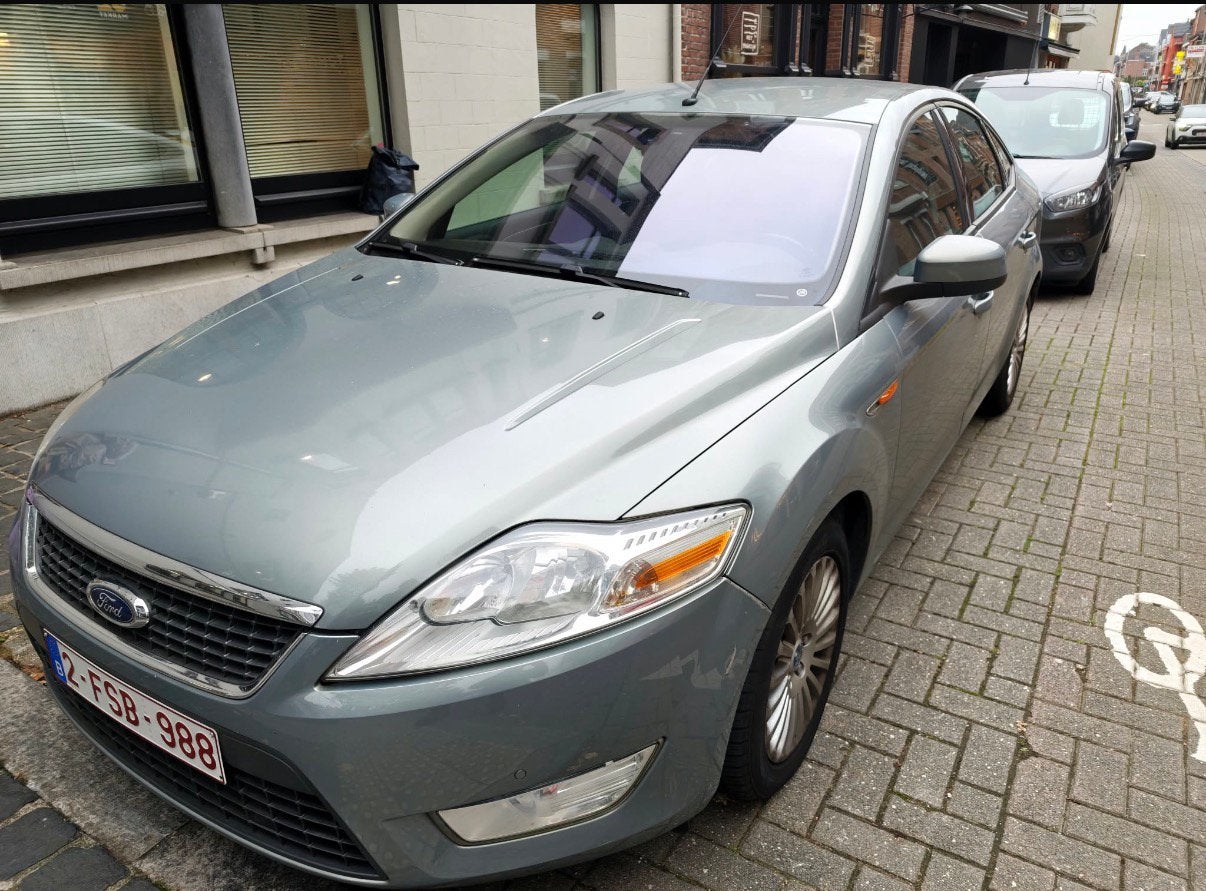 Ford Mondeo ghia, Autos, Achat, Attache-remorque, Mondeo, Carnet d'entretien