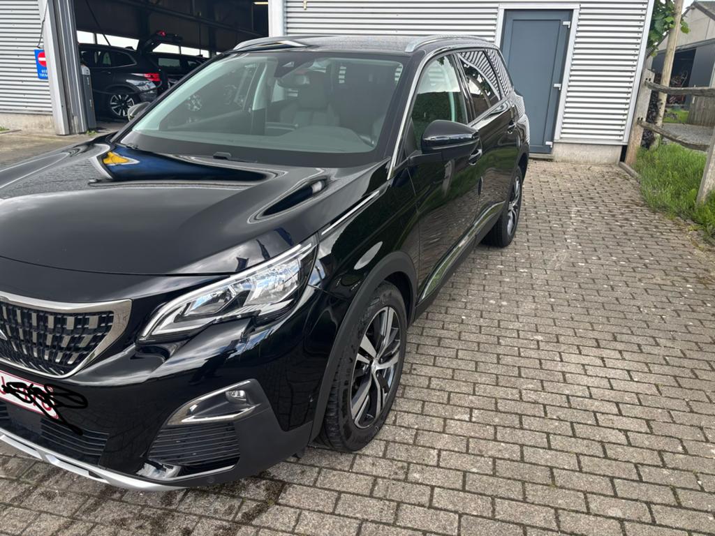 Peugot 5008 , BJ 2020 , 1.2 benzine 131 vermogen, Auto's, Automaat, Stof, Euro 6, 131 kW