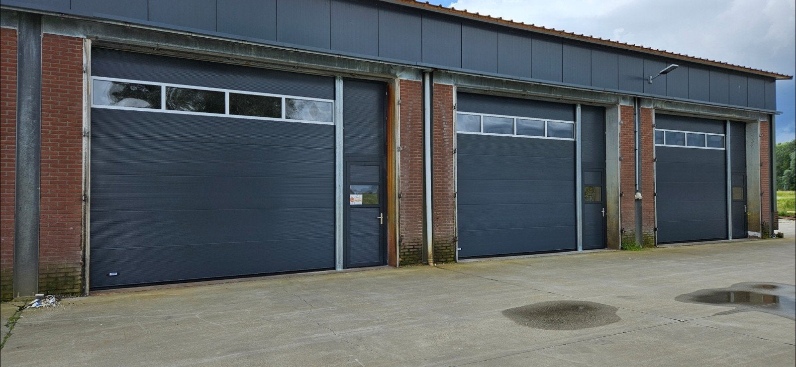 Loods, opslag ruimte bedrijf te huur 235m², Huur, Bedrijfsruimte