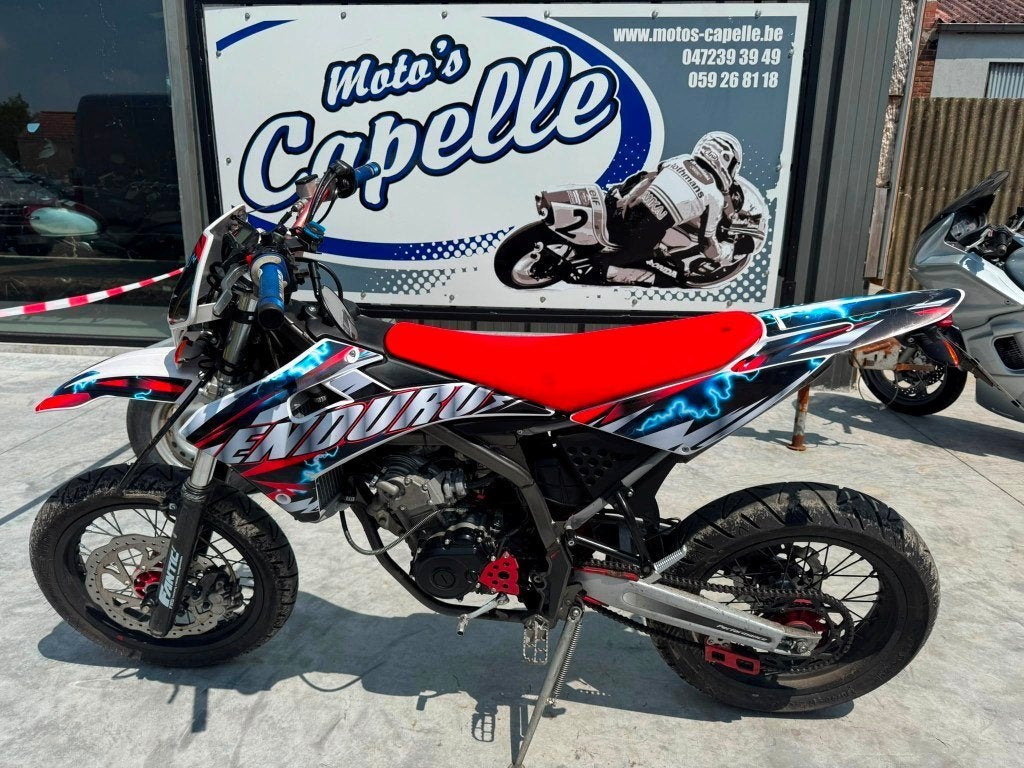 Fantic Motor	Supermoto 125