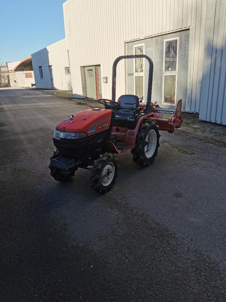 Mini-tracteur avec cutter, Enlèvement, Utilisé, Jusqu'à 80 ch, Autres marques
