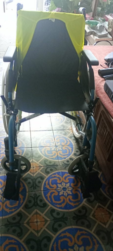 Chaise roulante, Enlèvement, Pliant, Comme neuf, Fauteuil roulant à pousser