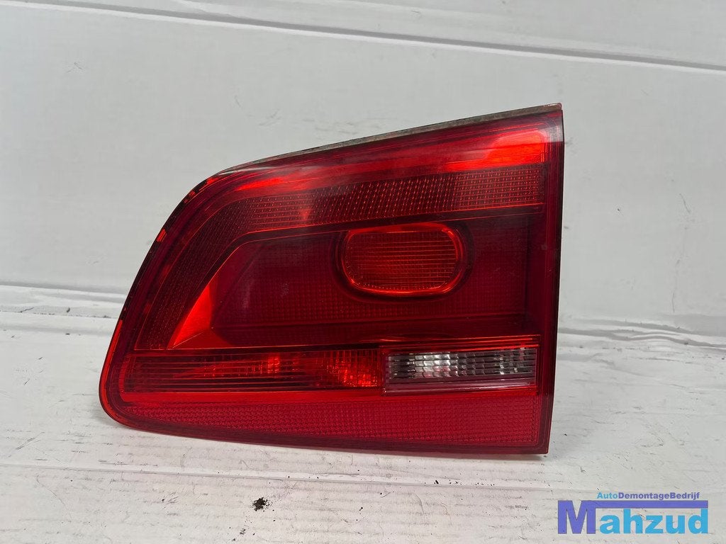 VW TOURAN 1T3 Rechts binnen achterlicht 1T0945094A 2010-2015, Volkswagen, Volkswagen AG, Vw@volkswagen.de, Utilisé