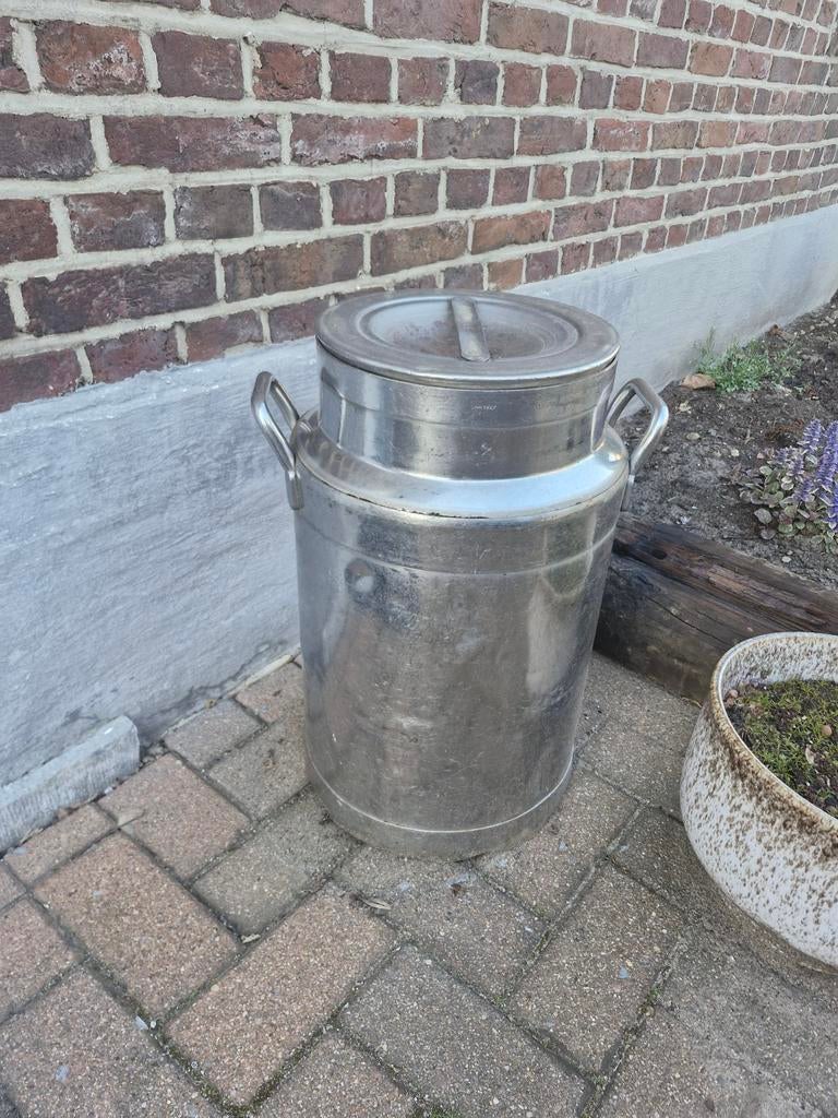 Oude melkkan, Tuin en Terras, Ophalen, Gebruikt