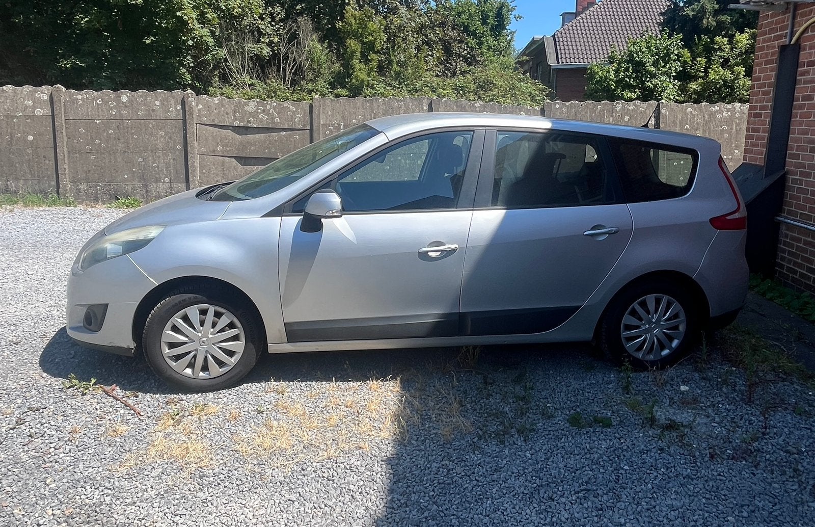 Renault Scenic ||| 4/2010 7 places , 1.6 essence, Argent ou Gris, Achat, Entreprise, 7 places