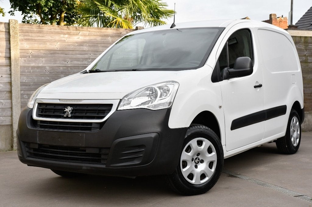 Peugeot Partner 100% Electric *CarPlay*Full*, Autos, Essai à domicile, Achat, Entreprise, 3 places