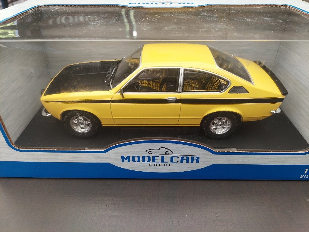 Opel kadett coupe 1/18, Hobby en Vrije tijd, Modelauto's | 1:18, Ophalen of Verzenden, Nieuw, Auto