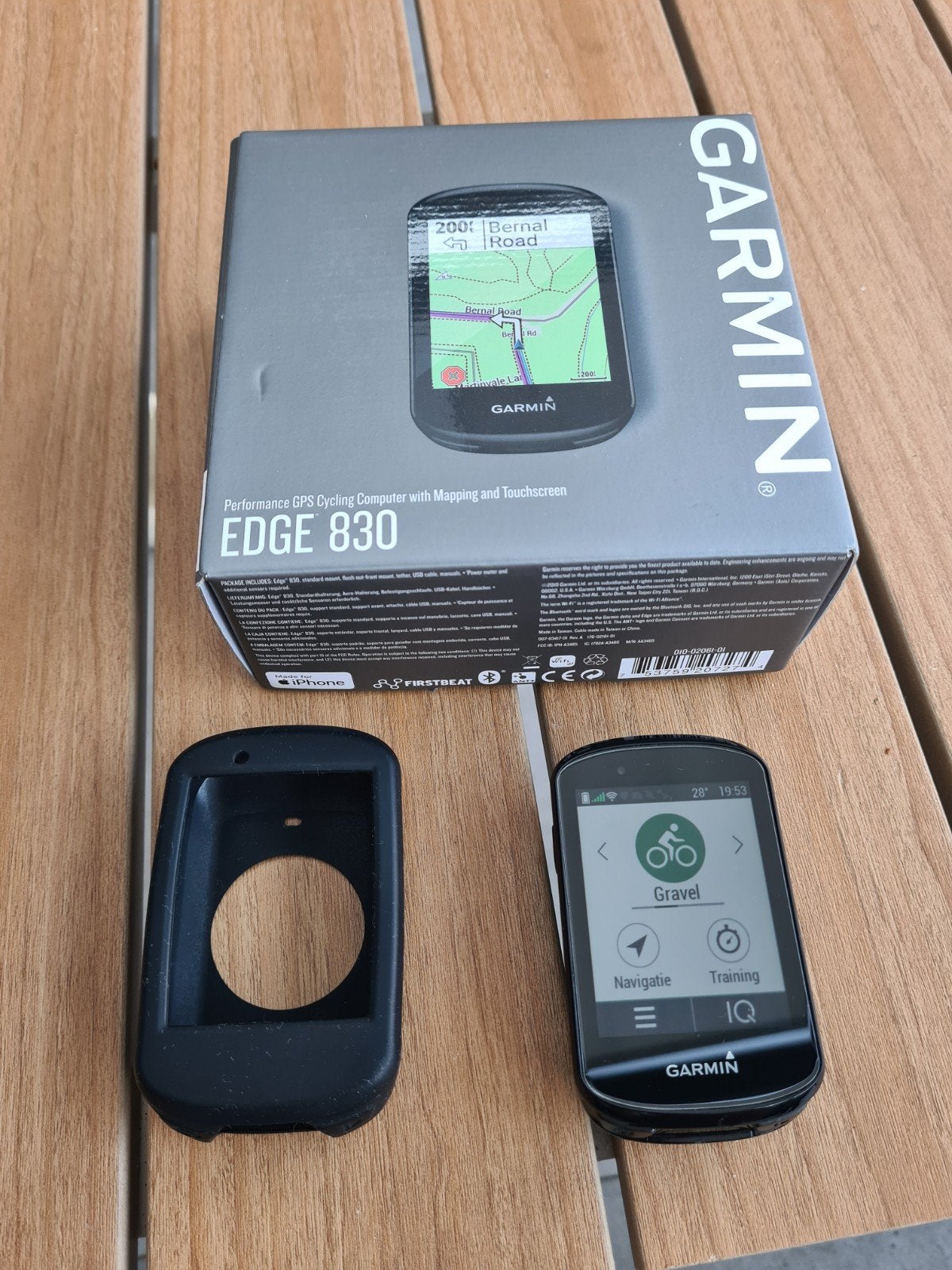 Garmin Edge 830 fiets navigatie incl. originele accessoires, Ophalen, Draadloos, Zo goed als nieuw