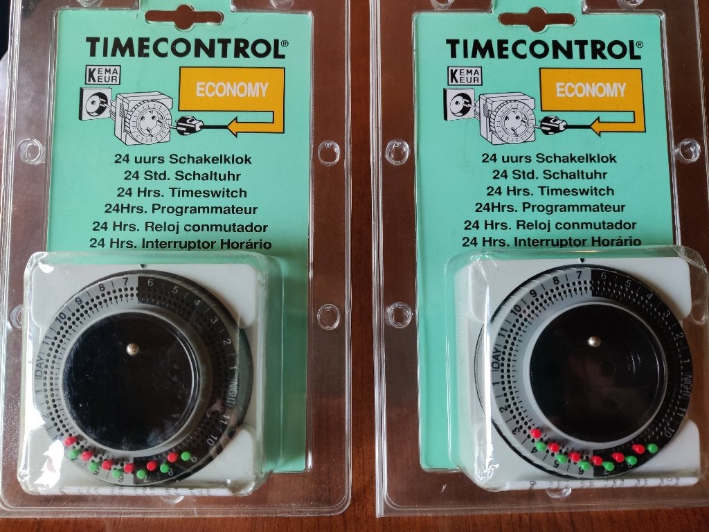 2 Tijdschakelklokken, Ophalen of Verzenden