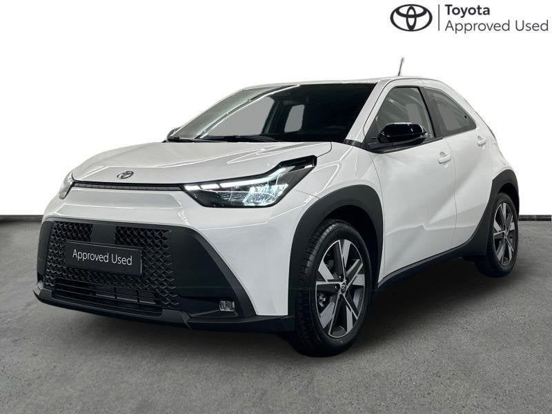 Toyota Aygo HEV Active | heated seats, Auto's, Toyota, Aygo, Adaptive Cruise Control, Airbags, Bluetooth, Boordcomputer, Centrale vergrendeling