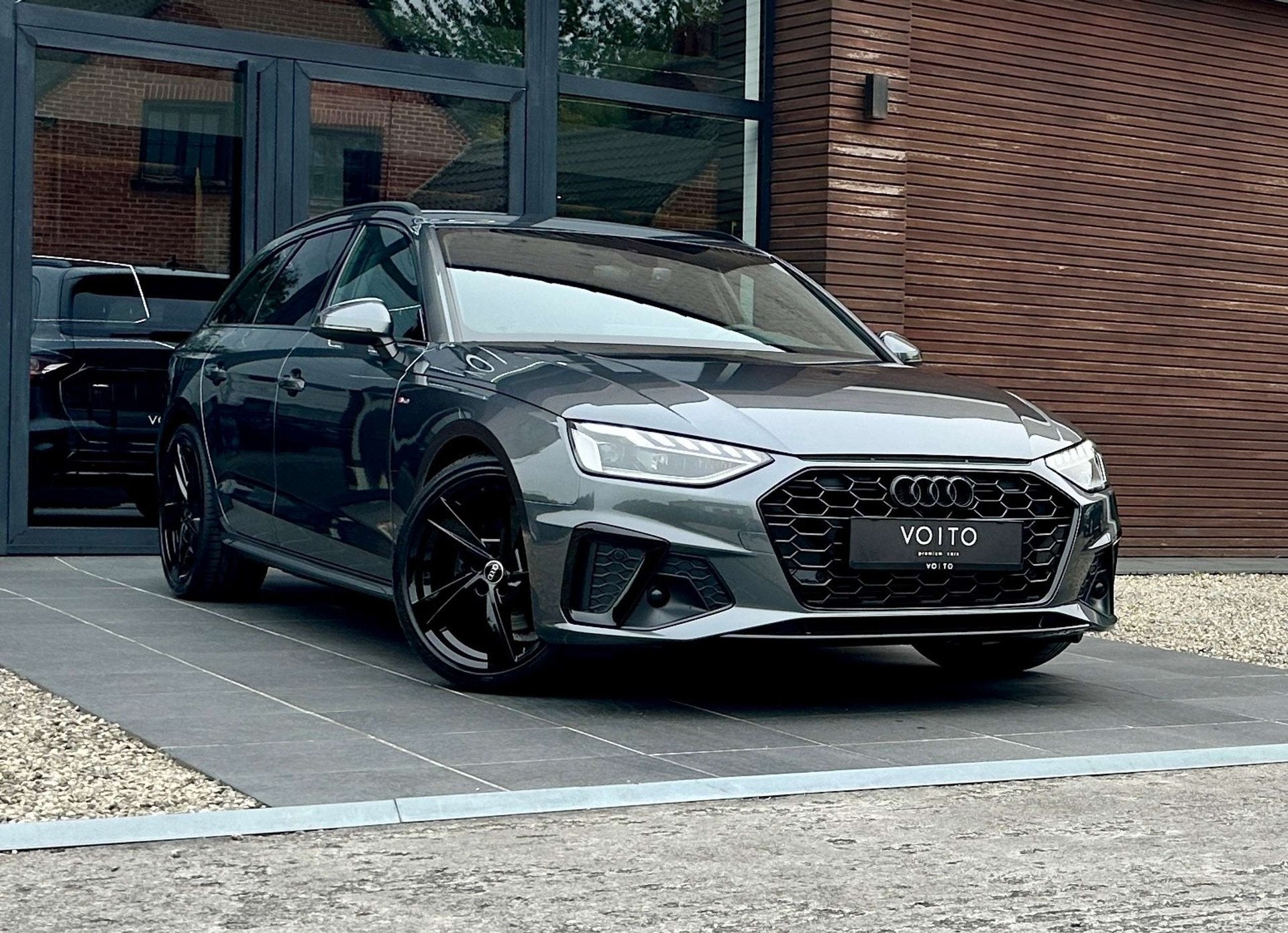 Audi A4 Avant 35TFSI S-tronic 3X S-LINE/CAM/TREKH/ACC/VIRTUA, Autos, Argent ou Gris, Achat, Noir, 5 portes