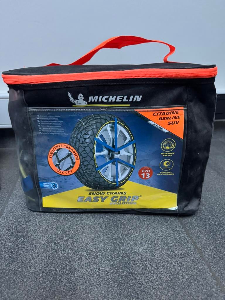 2 composiet sneeuwkettingen MICHELIN Easy Grip Evolution 13, Autos : Divers, Chaînes, Comme neuf, Enlèvement