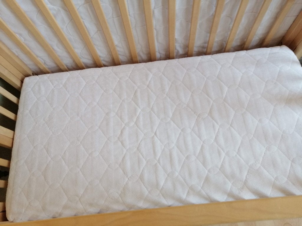 Matras voor babybed, Ophalen, Zo goed als nieuw, Matras