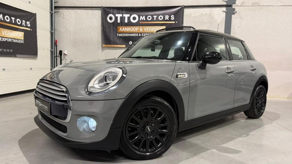 Mini Cooper | Berline | Pepper Uitvoering | Panorama | Xenon, Testrit aan huis, Leder en Stof, Cooper, Zilver of Grijs