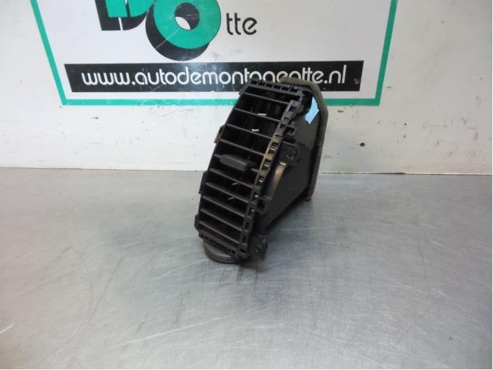 Luchtrooster Dashboard van een Nissan Note (Note 06-), Gebruikt, -, -, Ophalen of Verzenden
