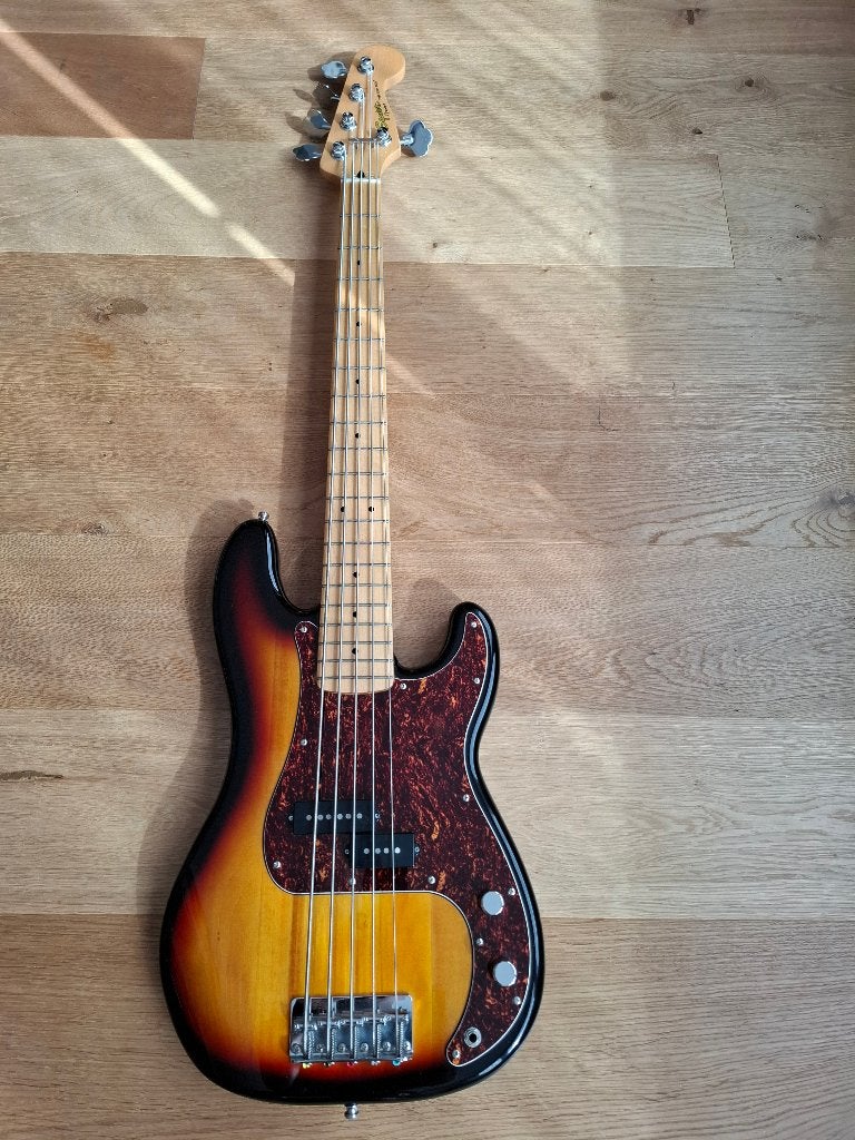 Electric Bass Squier Vintage Modified Precision Bass V, Musique & Instruments, Enlèvement, Utilisé, Électrique, 5 cordes
