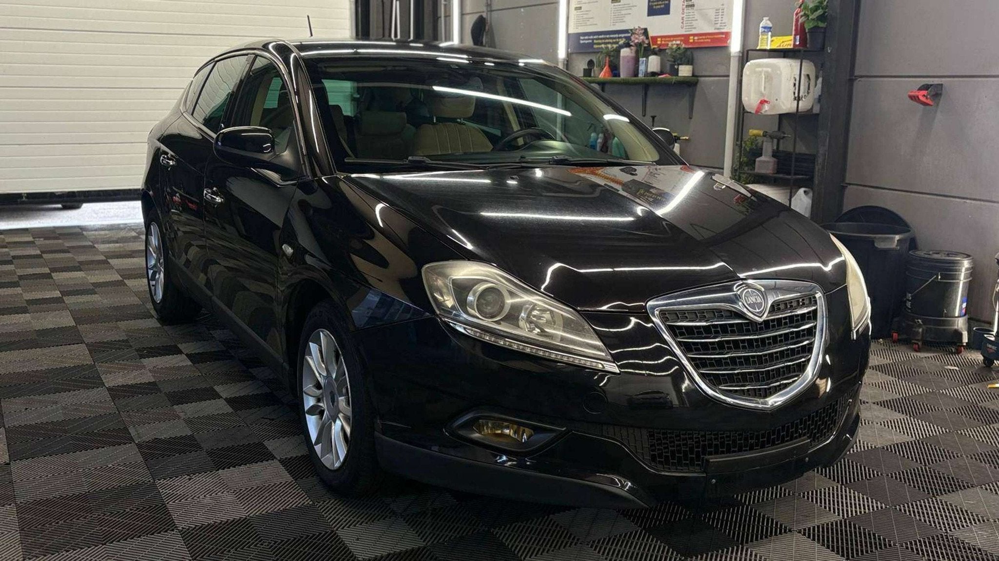 Lancia Delta 1.6D | 155.200 KM. | BJ. 2011 | NAVI | AIRCO, Auto's, Lancia, Euro 5, Gebruikt, 4 cilinders, Zwart