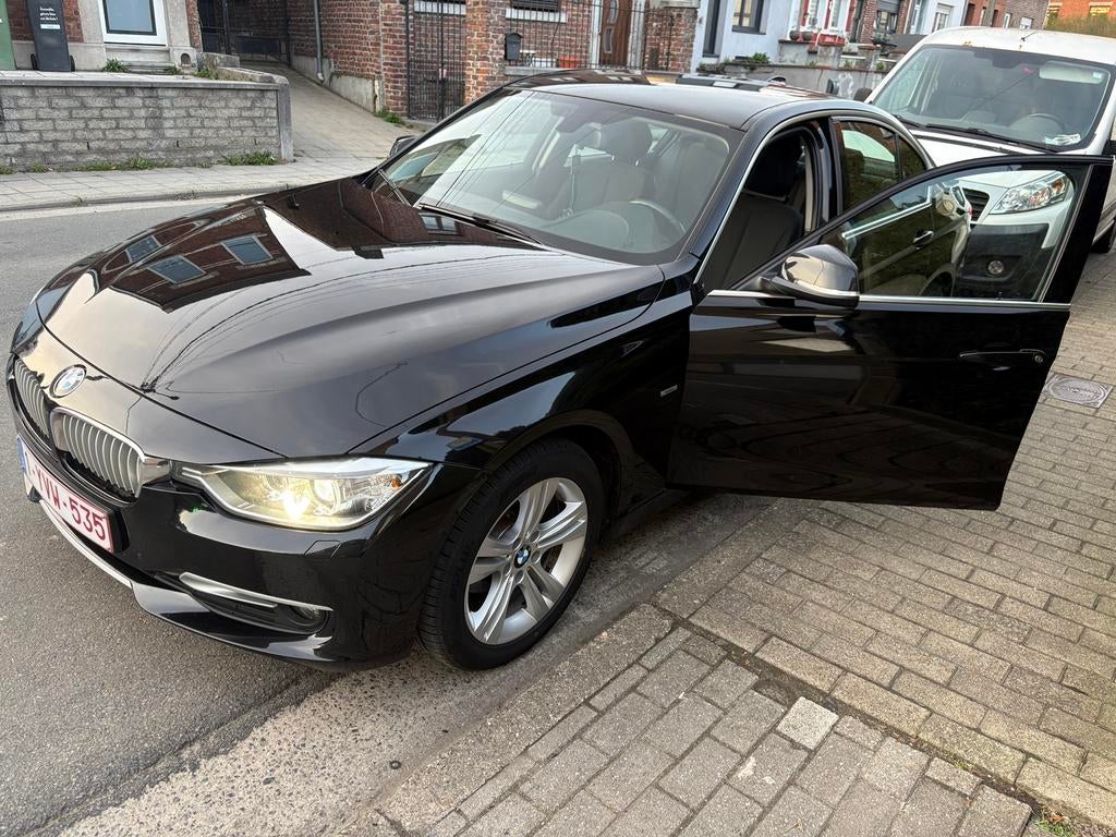 Bmw 318d xdrive, propre, annee decembre 2014,, Autos, Cuir, Achat, Noir, 5 portes