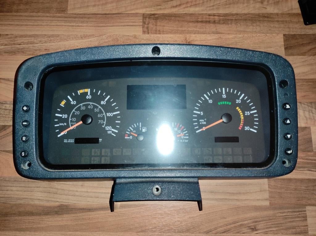 Compteur UNIMOG MB ACTROS réparation tableau de bord., Enlèvement ou Envoi, Utilisé, Mercedes-Benz