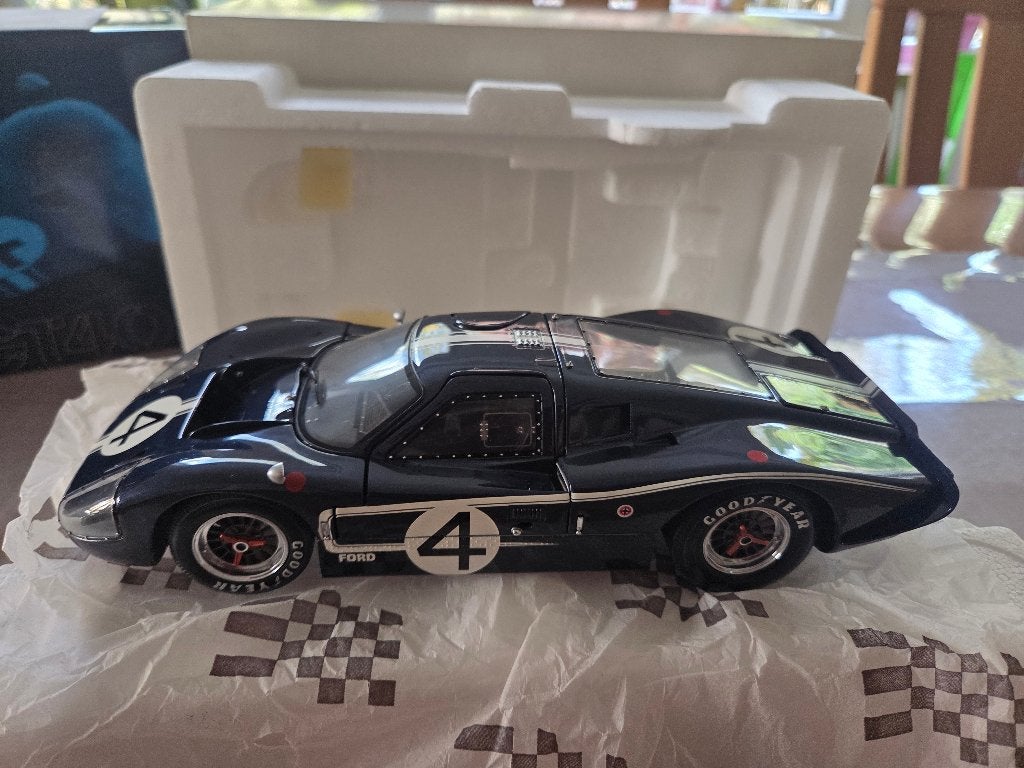 Ford GT40 Mk IV Bleu foncé #4 Le Mans 1967 Exoto 1/18, Hobby en Vrije tijd, Ophalen of Verzenden, Zo goed als nieuw, Auto, Overige merken
