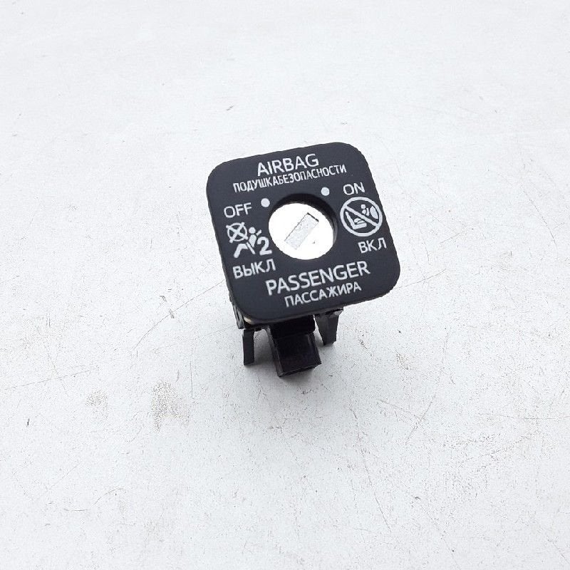 AIRBAGSLOT Toyota Prius Plus (ZVW4) (01-2011/-), Auto-onderdelen, Gebruikt, Toyota