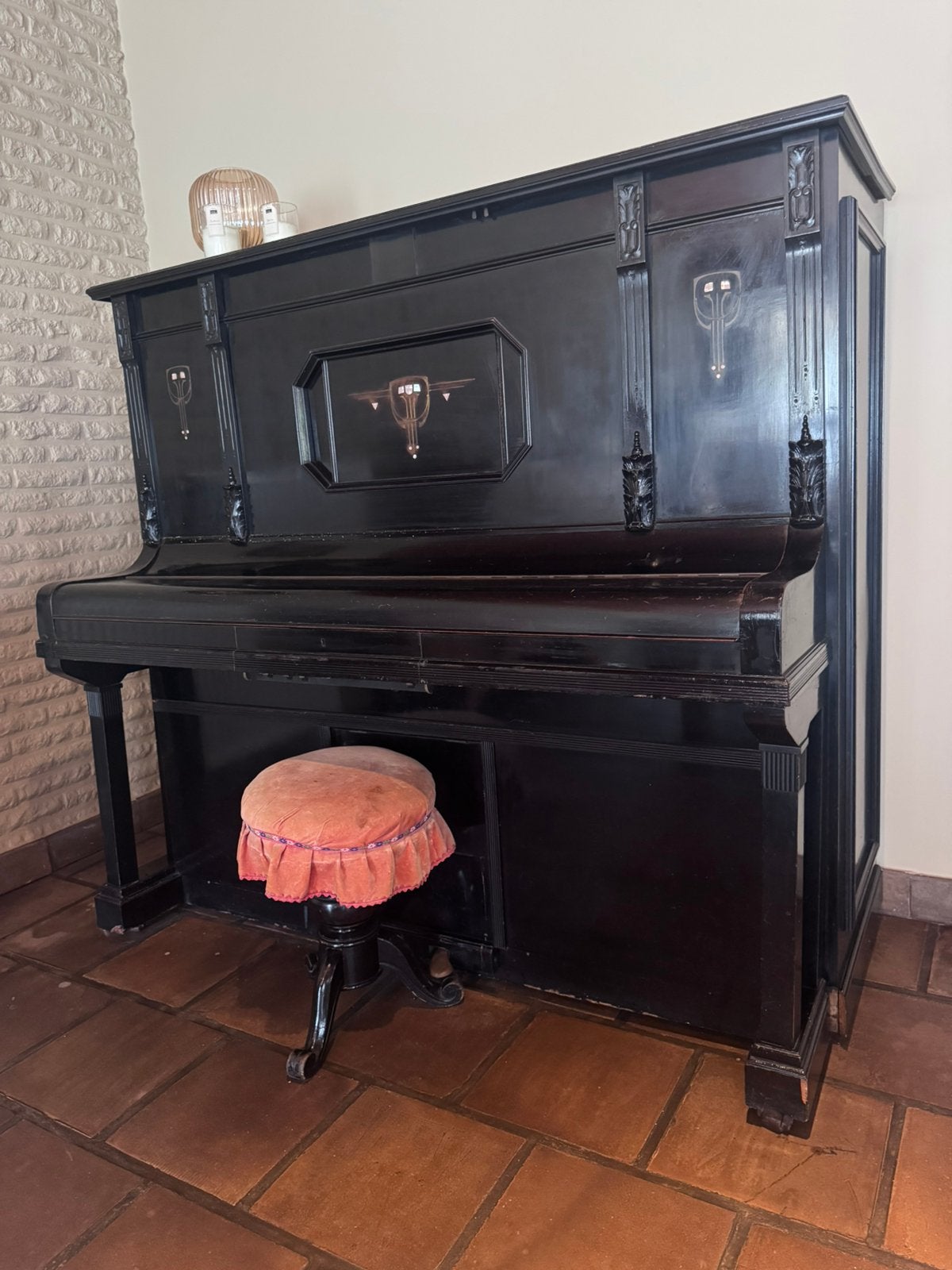 Zeer oude piano, Muziek en Instrumenten, Piano's, Ophalen, Gebruikt, Zwart, Piano