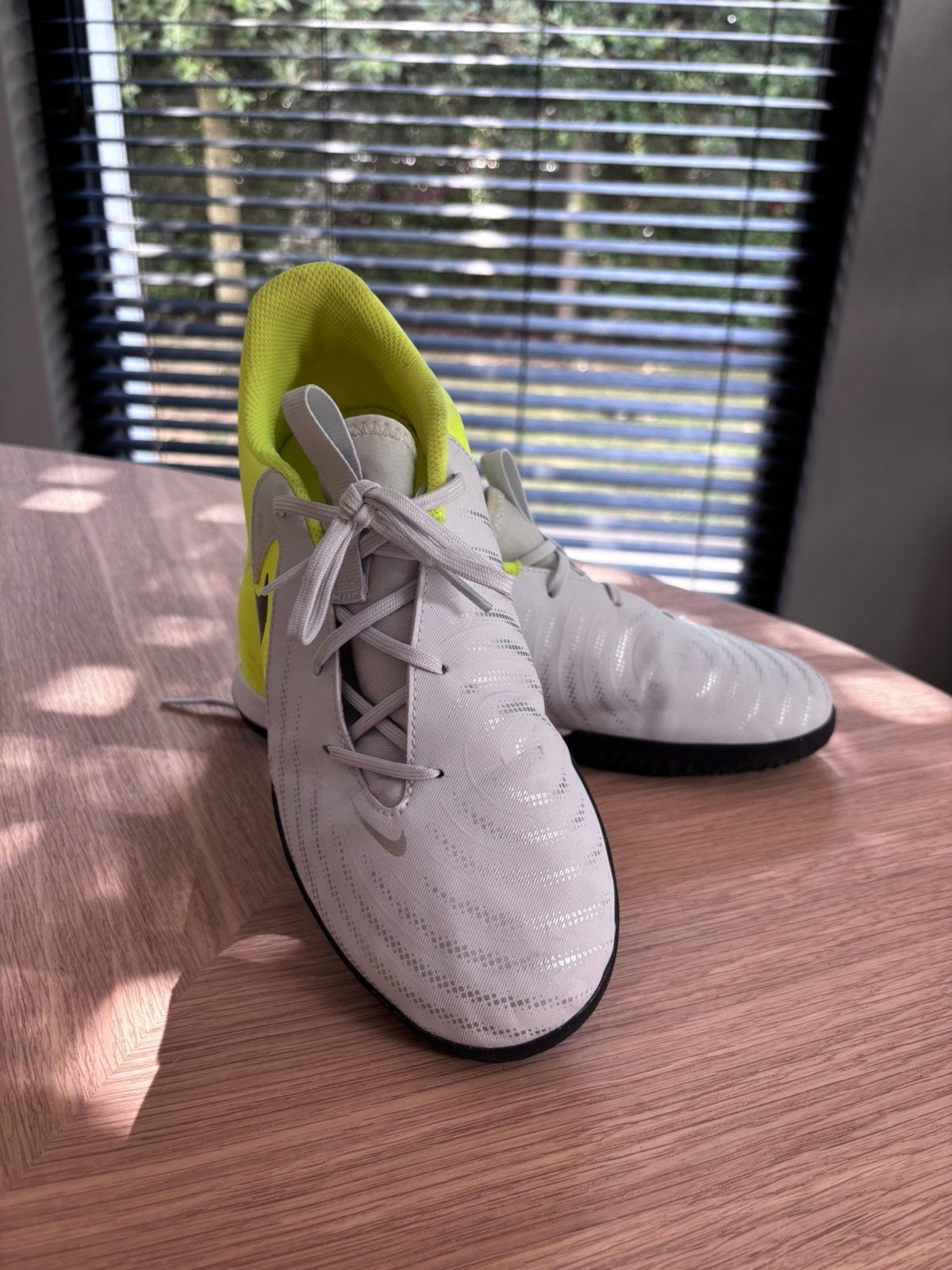 Zaalvoetbalschoenen Nike, Ophalen, Zo goed als nieuw