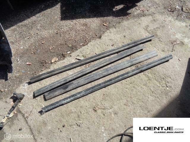 set instaplijsten bmw e21 315 316 318 320 323i, Autos : Pièces & Accessoires, Enlèvement ou Envoi, Utilisé, BMW, BMW