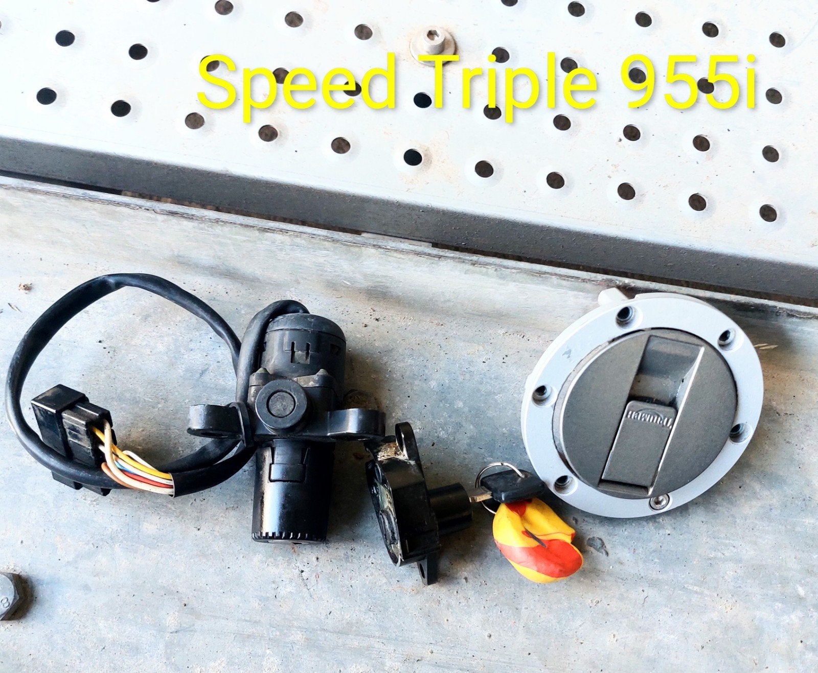 Kit de serrures Triumph Speed Triple 955i de 2004, Motos, Enlèvement ou Envoi